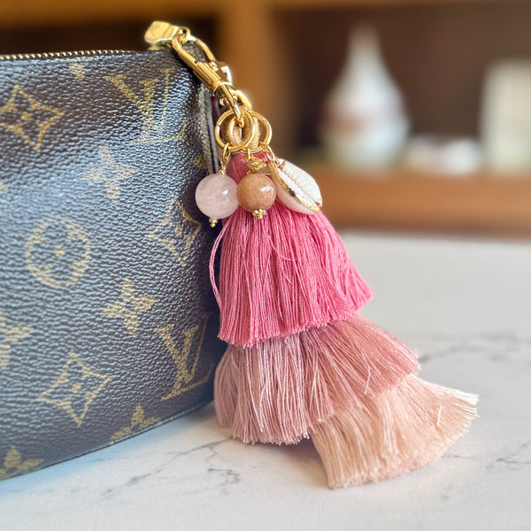 בג צ׳ארם ורוד - Bag charm